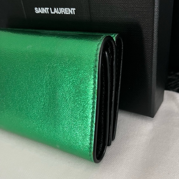 Saint Laurent Iridescent Green Trifold Wallet - Picture 6 of 16
